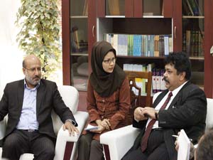 سفیر سریلانکا در ایران خواستار گسترش روابط تجاری دو کشور از هرمزگان شد
