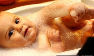 کودک بیمار را چگونه سرگرم کنیم؟