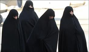 زنان محور سلامت و تضمین کننده سلامت خانواده هستند