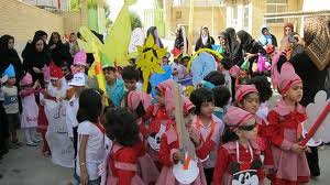 کودکان یزدی در اعتراض به مصرف بی‌رویه آب تجمع کردند