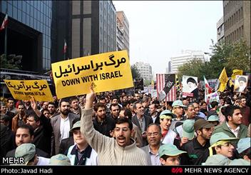 آغاز مراسم راهپیمایی 13 آبان در تبریز/ طنین اندازی شعار مرگ بر آمریکا