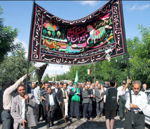 احیای سنت دیرینه ی چاوشی خوانی در روز اول محرم در فارس