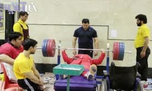 در رقابت های وزنه برداری قهرمانی معلولان آسیا دو مدال نقره کسب کرد