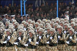 نیروهای مسلح نماد اقتدار کشورند