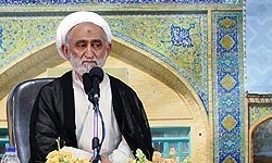 سخنرانان در مجالس عزاداری مسائل مورد نیاز جوانان را مطرح کنند