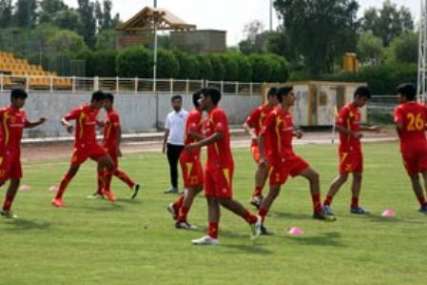 تیم فوتبال فولاد خوزستان درکیش اردوی تدارکاتی برگزار می کند