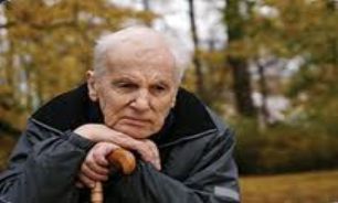 کلاس آموزش افتادن از پله‌ها برای سالمندان