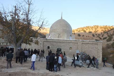 بنای بقعه امامزاده علی (ع) چرام از محدودآثار ارزشمند دوره صفویه است