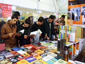 برگزاری دومین نمایشگاه بزرگ کتاب در رودان