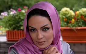 لغزش "سارا خوئيني ها" در شبكه تهران