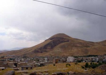 قلعه حسن آباد سنندج، نماد اصالت کُردها