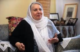 کمبود بودجه در تئاتر من را به رادیو کشاند