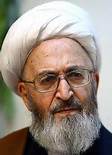 ولی امر غایب در امور امت تصرفاتی دارد