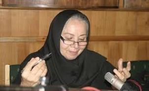 بيان باورهاي تولد نوزاد در راديو ايران