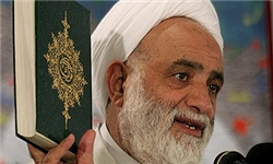 توجه طلاب به تهذیب و تفسیر در کنار تفسیر قرآن