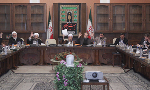 خاطرات آیت‌الله هاشمی از "ماندلا"/ سرمايه تحصيلي دانشگاهيان باید براي تداوم دستاوردهاي انقلاب حفظ شود