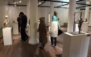 هنرمندان هنر آموخته جزء نوابغ هنری هستند