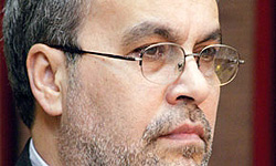 احوال‌پرسی گرم احمدی‌نژاد و موسوی و رفتن بی خداحافظی/ اتمام نگارش خاطرات مناظره 88 تا پایان سال