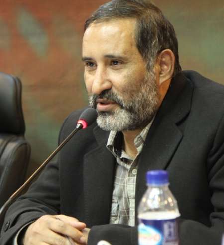 شاعران آیینی دو گروه شده و به جان هم افتاده اند