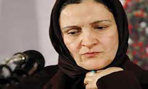 نگذارید سالنهای تئاتر خالی بماند