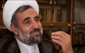 سخنان "حجاریان" یک "کلام از مادر عروس" است/ قانون‌اساسی از مترقی‌ترین قوانین دنیا است