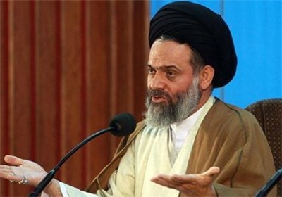 تاکید آیت‌الله حسینی بوشهری بر برگزاری باشکوه پیاده‌روی اربعین حسینی