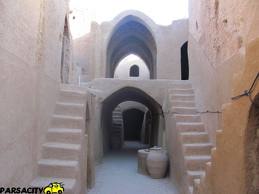 قلعه سريزد از زيباترين قلعه هاي كشور