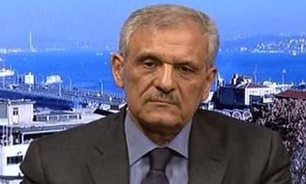عضو ارشد دولت موقت مخالفان سوریه از آمریکا درخواست موشکهای ضد هواپیما کرد