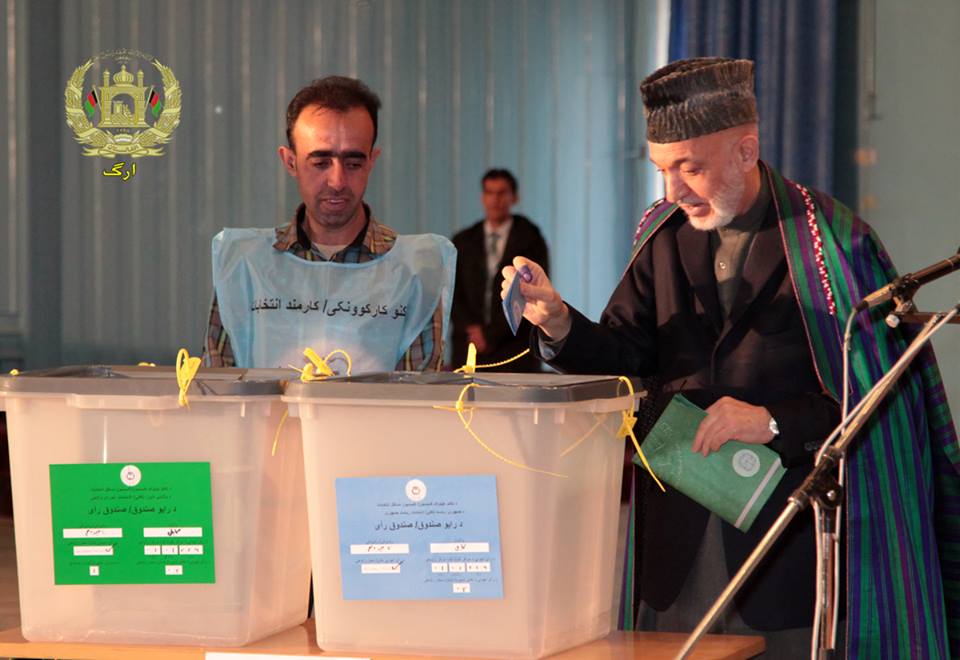 آمریکا طالبان را دشمن خود نمی‌داند/ در ازای برقراری صلح به آمریکا پایگاه می‌دهیم/ در سیاست خارجی افغانستان بسیار موفق بودم