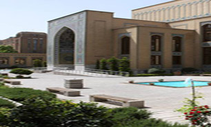 زمان خدمات‌رسانی فرهنگی "کتابخانه" و موزه ملی ملک در شش ماهه نخست 1393