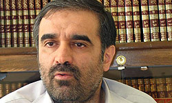 افکار عمومی به جنس سخن گفتن شما حساس است/عقل سلیم بیان سخن در عبارت وهن‌آمیز را نمی‌پذیرد