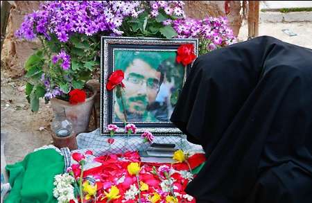 برگزاری آیین تکریم مادران و همسران شهداء شهرستان بیجار