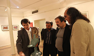 هنرمندان جزیره هرمز شیدایی خاصی در خلق اثر دارند