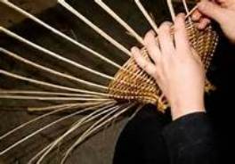 مروار بافی دست ساخته هنرمندانه ی صنعتگران گیلانی