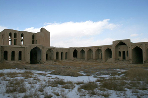کاروانسرای شترخانه از کاروانسراهای تاریخی فارس