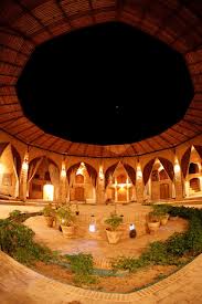 تنها کاروانسرای مدور ایران در یزد