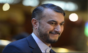 دیدار امیر عبداللهیان باوزیر مشاور در امور خارجی امارات