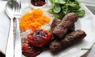 کالری یک وعده کباب تابه ای با 25 دقیقه پیاده روی می سوزد