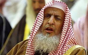 جشن میلاد پیامبر(ص) خرافه و بدعت است!