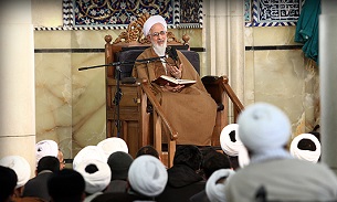 امامت عهدالله است/برای مبارزه با عرفان های کاذب، نیاز به ارتقای سطح علمی جامعه است