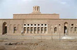 خانه های قدیمی کرمان در هیاهوی معماری جدید گم شده اند