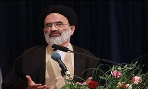 اصولگرایی یک جریان فراحزبی است / وظیفه اصولگرایان صیانت از ارزش‌های انقلاب است