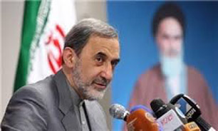 دیدار علی‌اکبر ولایتی با تنی چند از فعالان فرهنگی و سینمایی دفاع مقدس