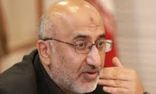 دشمنان برای جلوگیری از پیشرفت گفتمان انقلاب اسلامی وحدت را هدف قرار داده‌اند