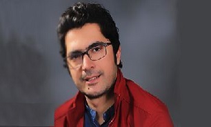 انتقاد در ذات تئاتر خیابانی است / در «قصه نقش» به محرومیت قالی‌بافان ترکمن پرداخته‌ام