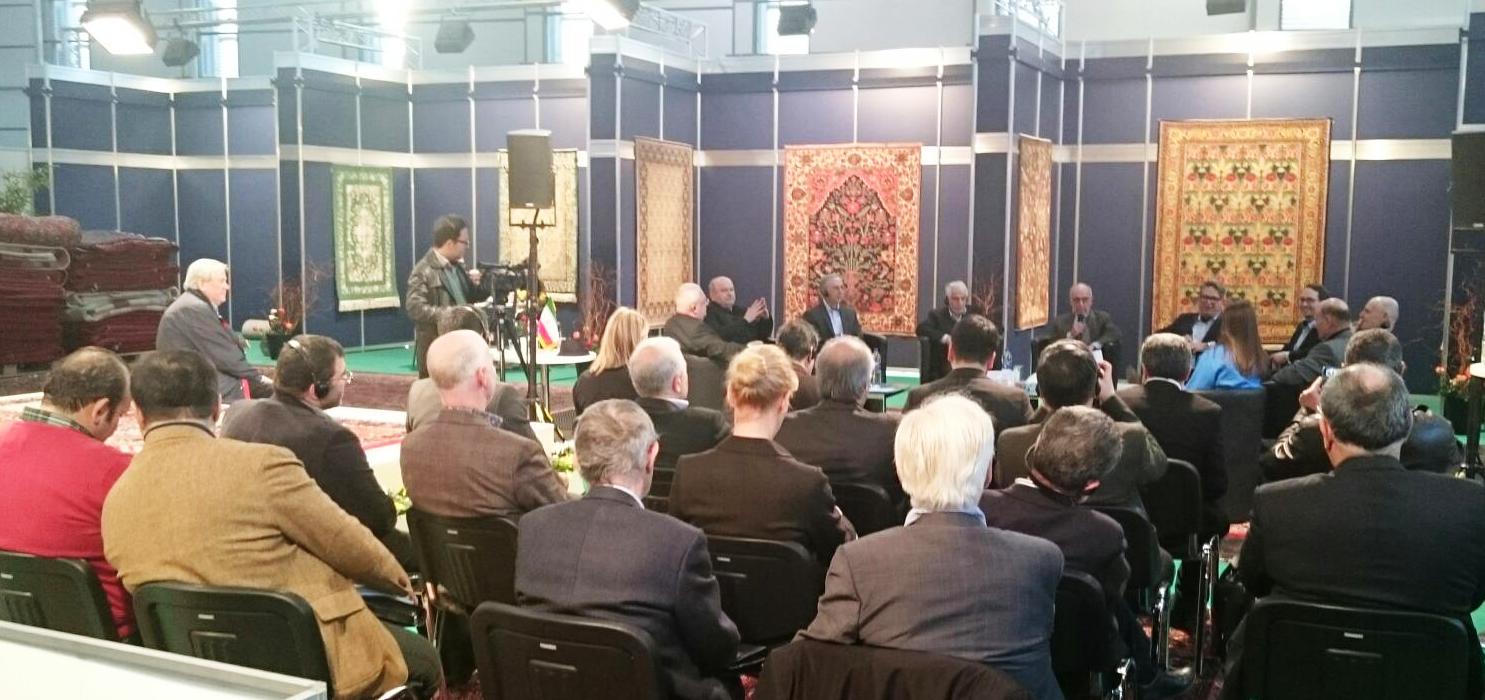 بایسته های تبلیغ فرش ایران در اروپا بررسی شد