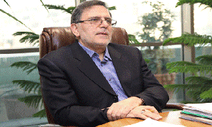 در مسیر رهبری حرکت کنیم تا طمعی برای دشمن ایجاد نشود