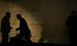 تحرکات جدید برای دورزدن مدیر همیشه خندان