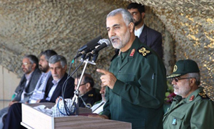 الأخبار: سردار سلیمانی با رهبران مقاومت در بیروت دیدار کرد