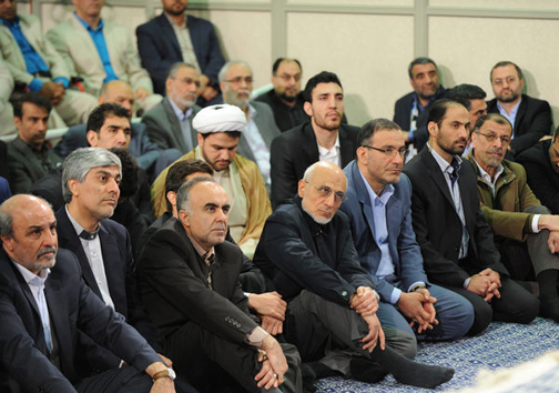 قهرمانان و ورزشکاران مسابقات آسیایی و پارا آسیایی با رهبر معظم انقلاب اسلامی دیدار کردند